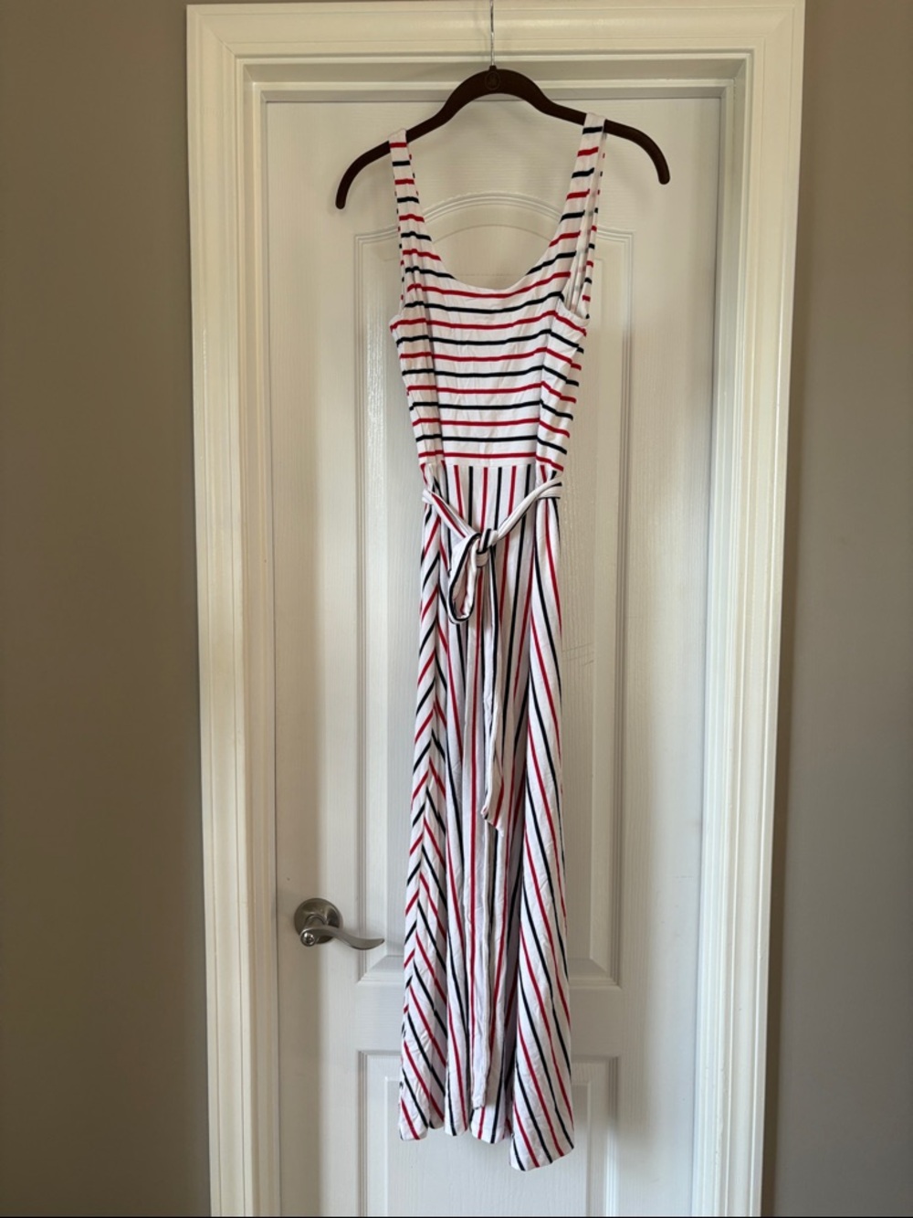 July 4th vibes! Ann Taylor LOFT Striped Tie-Waist Midi Dress Small